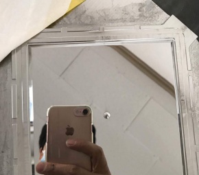 Đánh bóng khuôn mỹ phẩm