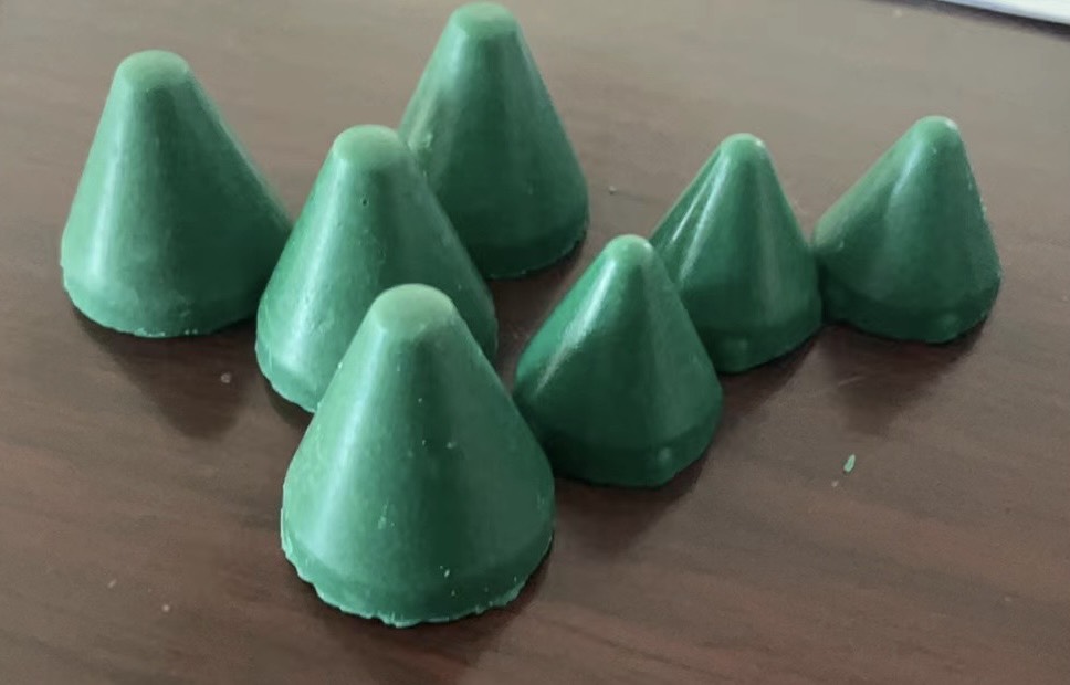 Đá nhựa chóp đánh bóng